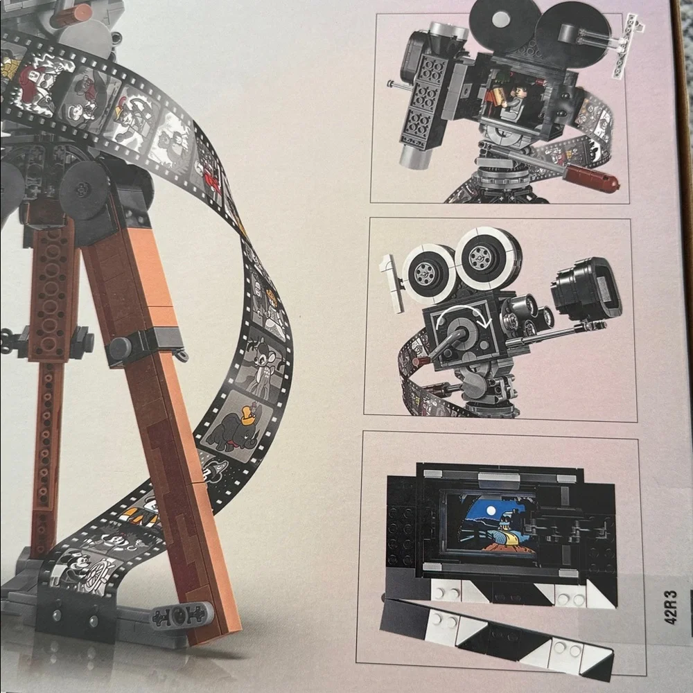 LEGO Disney Vintage Walt Disney Tribute Camera #43230 - Picture 2 of 12